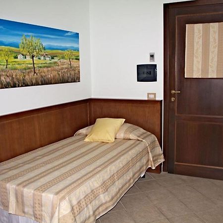 Agriturismo L'Arca Di Anna Brambilla بلفيديري ماريتّيمو الغرفة الصورة
