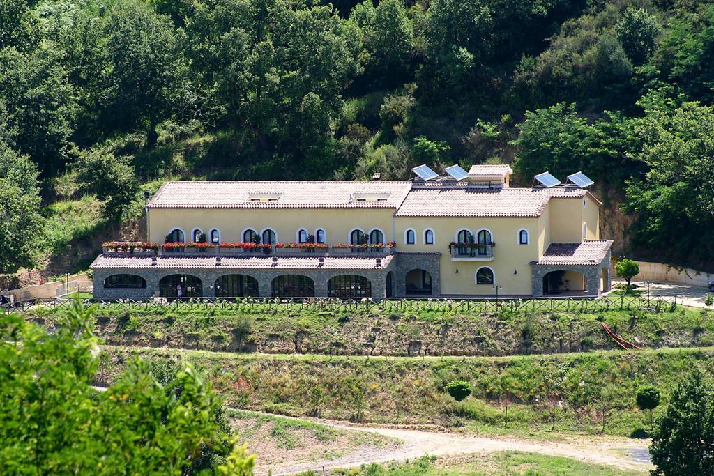 Agriturismo L'Arca Di Anna Brambilla بلفيديري ماريتّيمو المظهر الخارجي الصورة