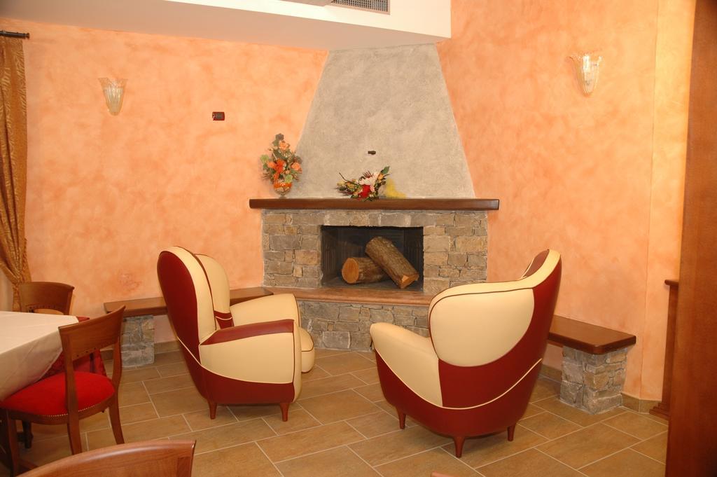Agriturismo L'Arca Di Anna Brambilla بلفيديري ماريتّيمو المظهر الخارجي الصورة