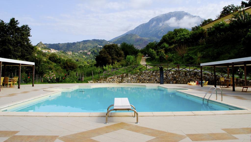 Agriturismo L'Arca Di Anna Brambilla بلفيديري ماريتّيمو المظهر الخارجي الصورة