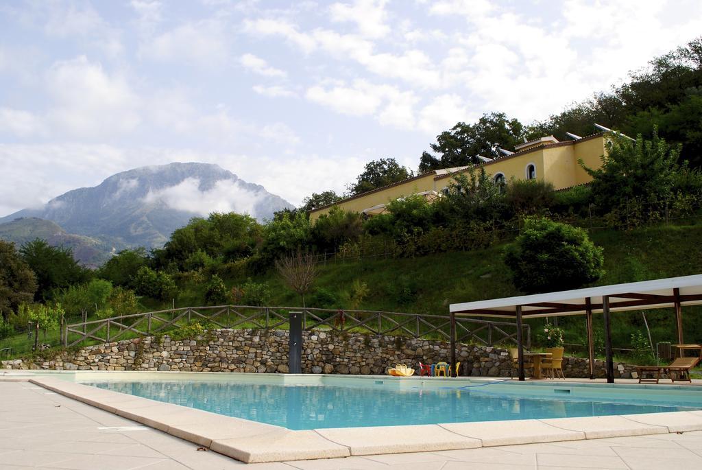 Agriturismo L'Arca Di Anna Brambilla بلفيديري ماريتّيمو المظهر الخارجي الصورة